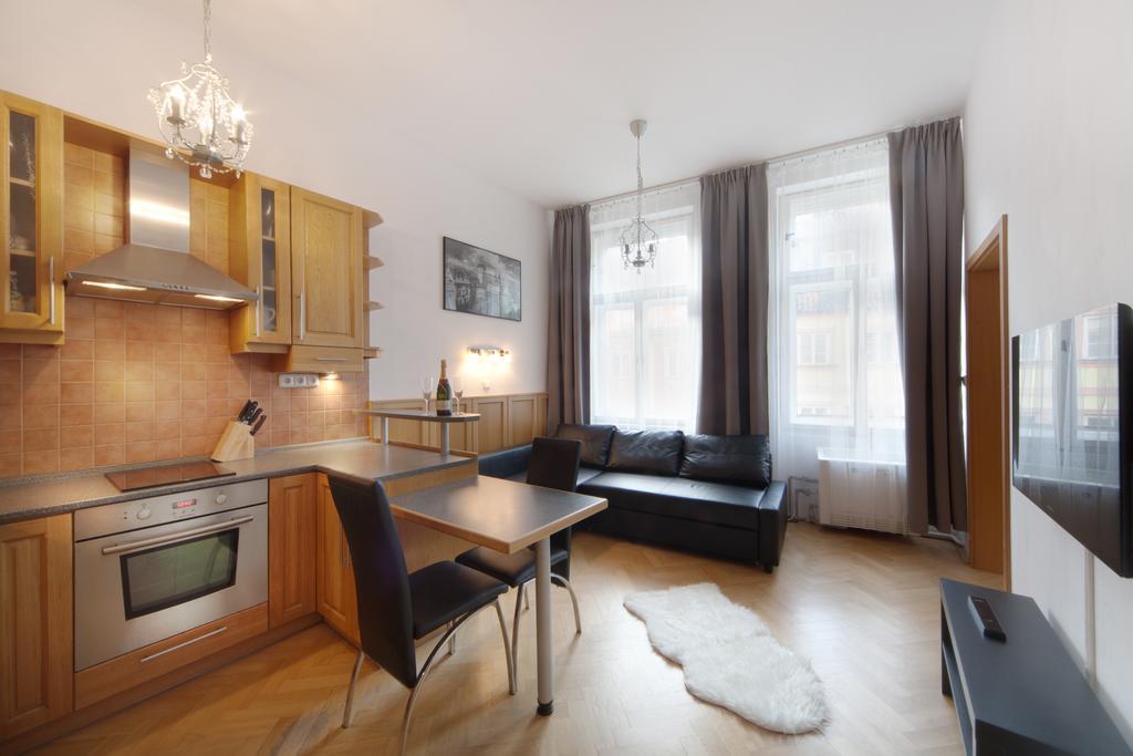 Old Town Melantrichova Apartment Прага Екстериор снимка