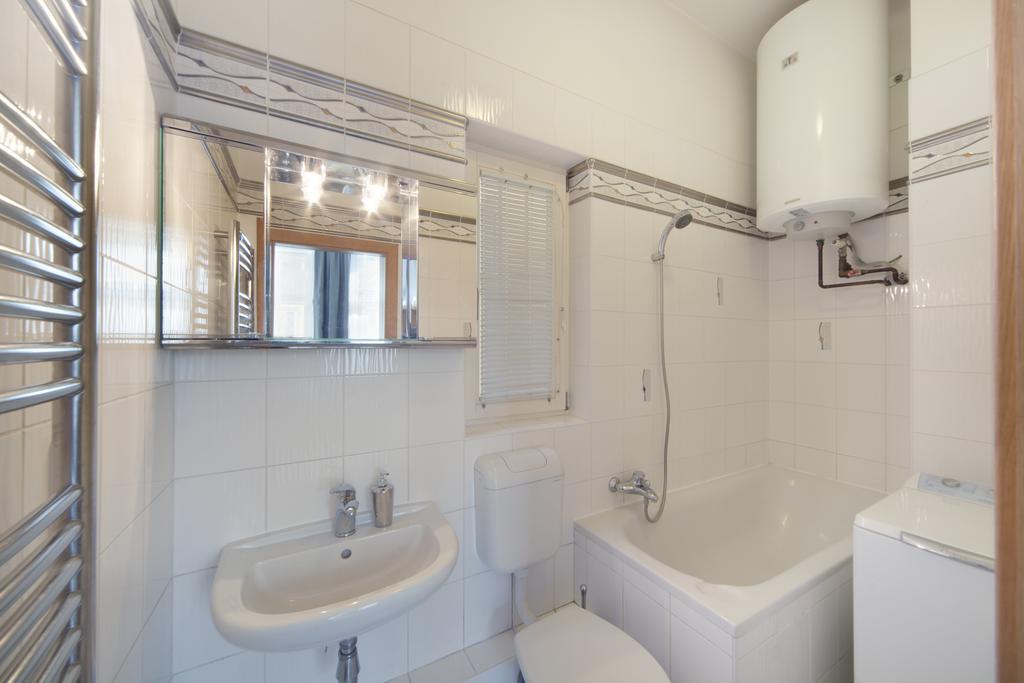 Old Town Melantrichova Apartment Прага Екстериор снимка