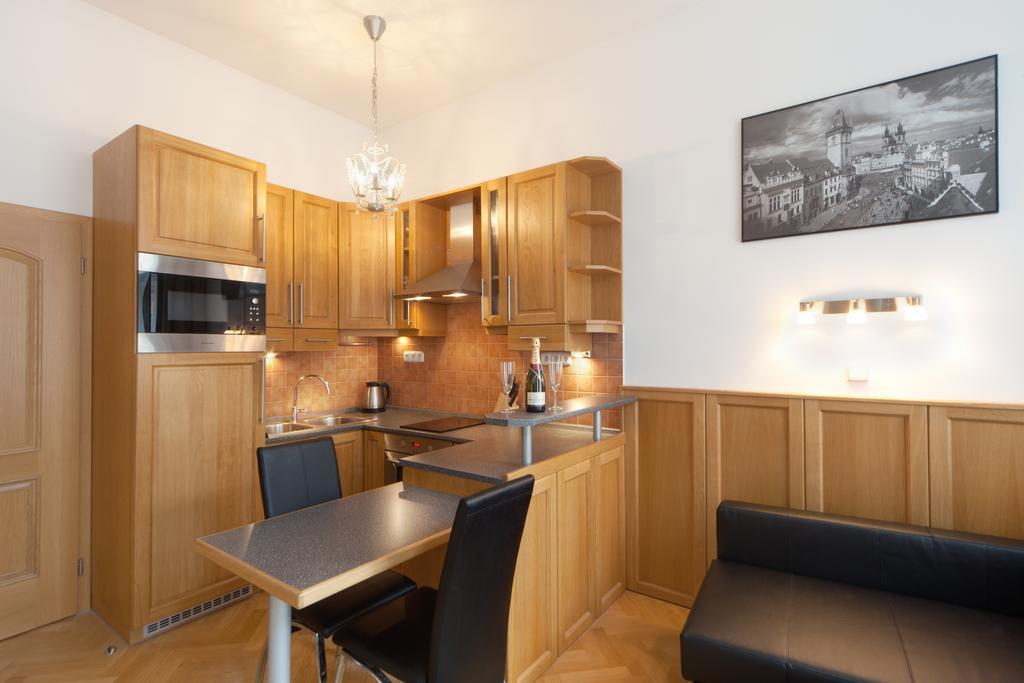 Old Town Melantrichova Apartment Прага Екстериор снимка